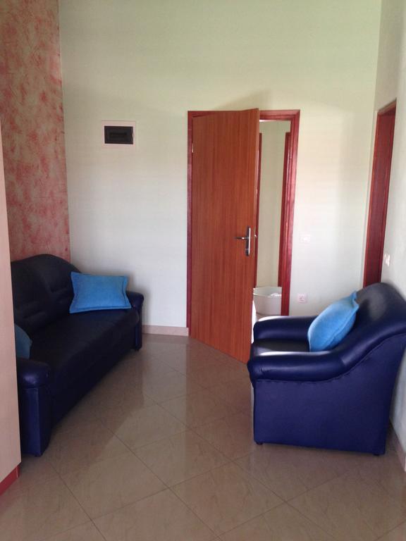 Apartments Villa Kristina Pola Esterno foto